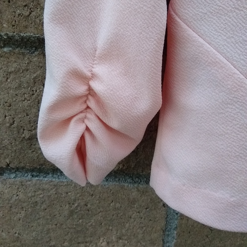 Blazer - Picture 5 of 5